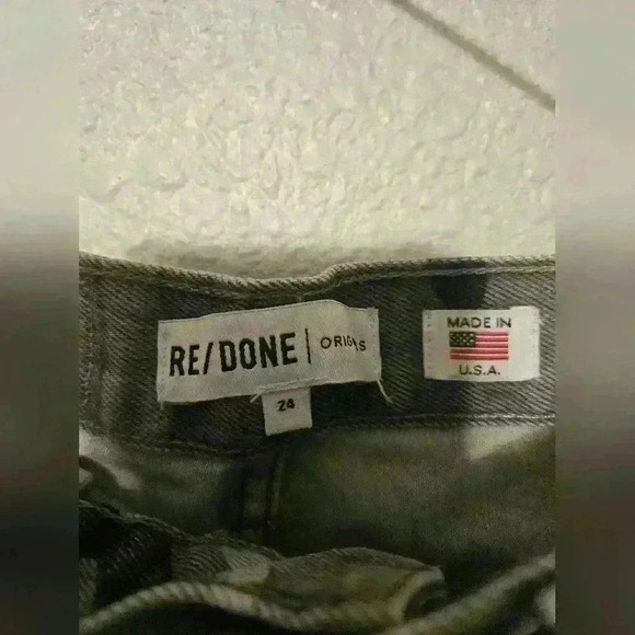 RE/DONE Originals Camo High Rise Ankle Crop Jeans - Picture 4 of 5